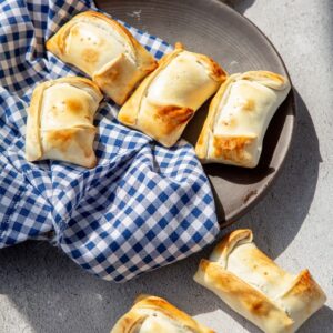 EMPANADITAS DE PINO DE LOCO